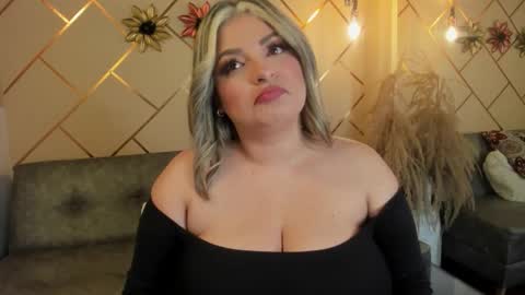 marianeporter online show from 12.18.25