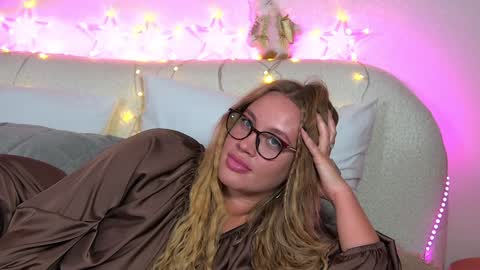 Maria online show from 12.25.24