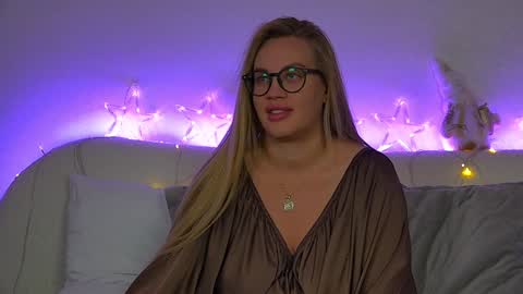 Maria online show from 12.28.24