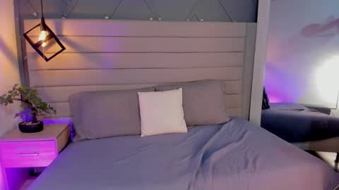 Snapshot of mariangel_00 chatting on 02.18.26 mariangel online show from 02.18.26