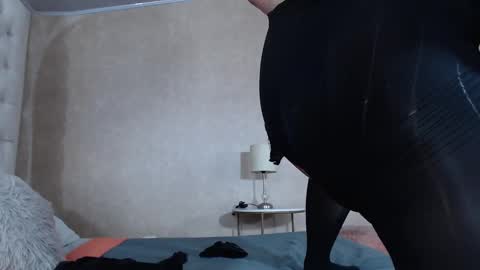 Snapshot of mariangel_bigboobs chatting on 03.28.26 la crespa x online show from 03.28.26