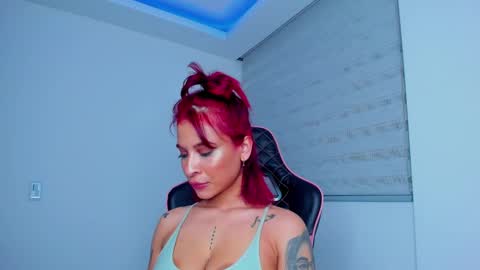 M A R I A N E online show from 02.17.25