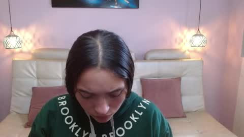 marianne_cam online show from 05.08.26