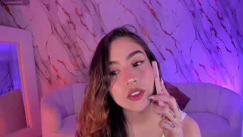 Marianne  online show from 09.30.25