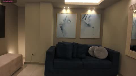 Marianne  online show from 02.11.26