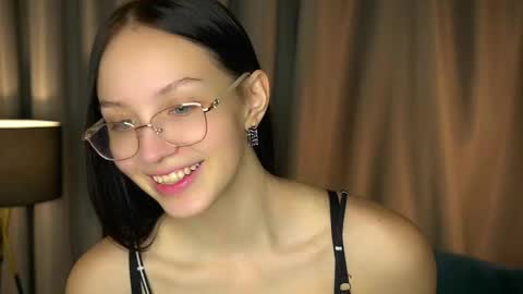 Rachel online show from 11.16.25