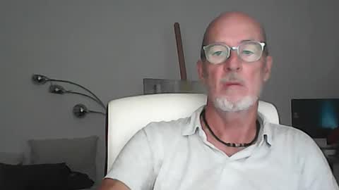 Snapshot of mariano6996xx chatting on 06.19.26 mariano6996xx online show from 06.19.26