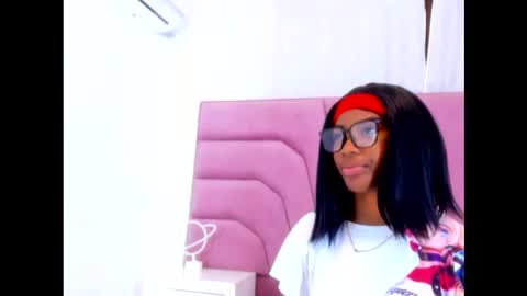 marianrosse online show from 11.03.25