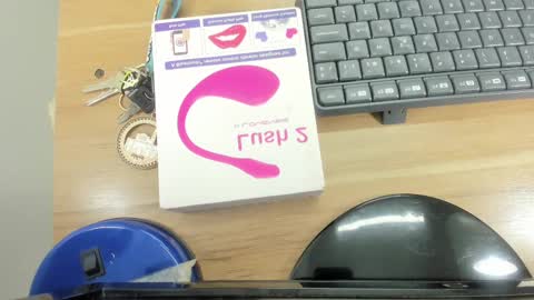 Snapshot of mariansexx chatting on 02.23.25 Marian Sexy online show from 02.23.25