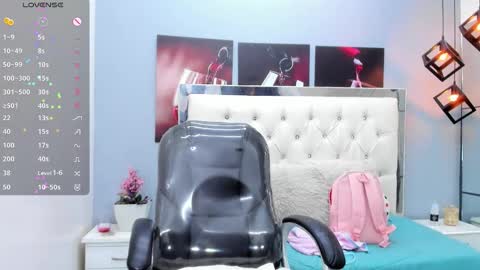 Snapshot of mariansexx chatting on 04.08.26 Marian Sexy online show from 04.08.26