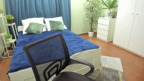 mariarobinsone online show from 10.12.25