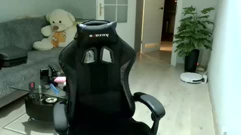 maribor5879 online show from 03.11.25