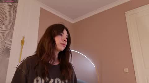 Snapshot of marie_diaze chatting on 05.03.26 Marie LEAVE YOUR WITH ME online show from 05.03.26
