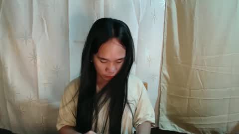 Snapshot of marie_lopez chatting on 03.11.25 yourdreamgirl MARIE online show from 03.11.25