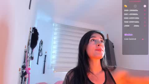 Snapshot of mariebycb chatting on 02.11.25 Maria online show from 02.11.25