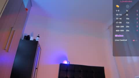 Snapshot of mariebycb chatting on 12.22.25 Maria online show from 12.22.25