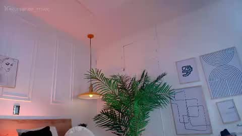 Snapshot of mariee_rosee chatting on 07.23.26 Mary online show from 07.23.26