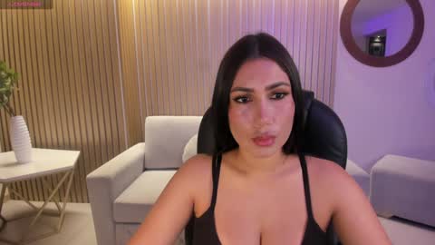 Snapshot of mariejane2 chatting on 01.17.25 Im Marie Jane online show from 01.17.25