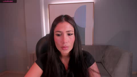 Snapshot of mariejane2 chatting on 01.20.25 Im Marie Jane online show from 01.20.25