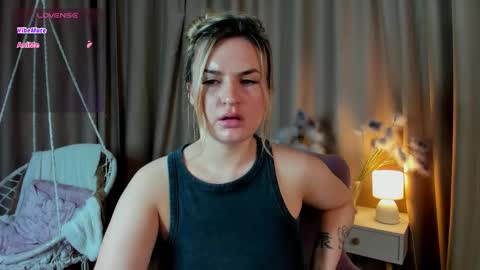 Snapshot of mariel_lie chatting on 03.24.26 Mariel online show from 03.24.26