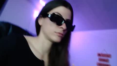 Mariie online show from 02.08.25