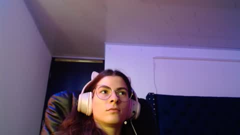 Mariie online show from 02.16.25