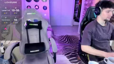 Snapshot of mariella__adams chatting on 02.18.26 Maria online show from 02.18.26