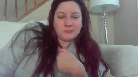 Snapshot of mariemasturbates chatting on 10.27.25 Marie online show from 10.27.25