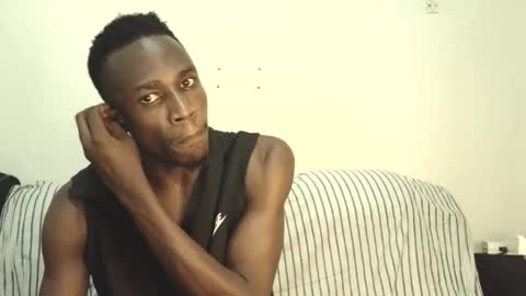 Snapshot of marietabro chatting on 03.22.26 marietabro online show from 03.22.26