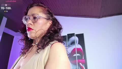 mariia_paulaa online show from 03.18.26
