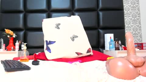 mariana online show from 02.13.25