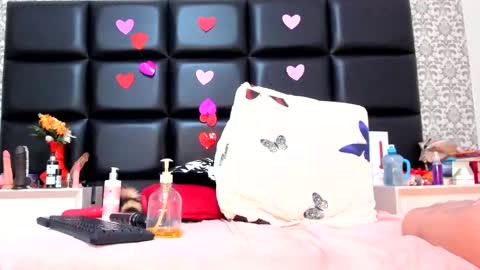 mariana online show from 02.20.25