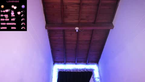 Mariana Hasper online show from 01.07.25