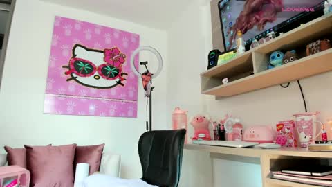 Mariana online show from 01.11.25