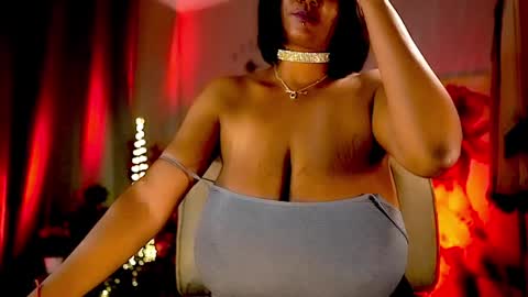 Nikita - Scroll down and read my bio please. New Pictures in Bio online show from 12.18.24