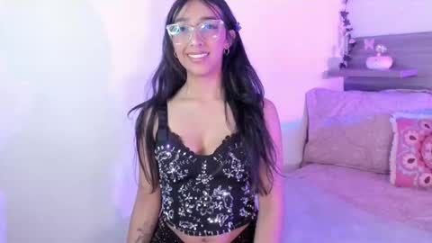 Luna Dulk online show from 01.06.26