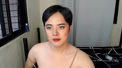 Snapshot of marikosue01 chatting on 02.04.25 marikosue online show from 02.04.25