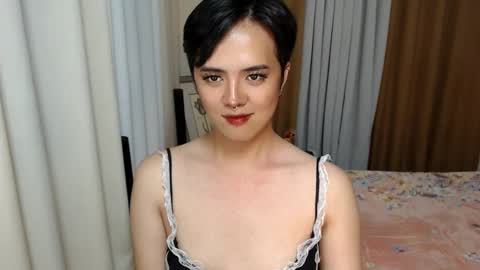 Snapshot of marikosue01 chatting on 02.28.25 marikosue online show from 02.28.25