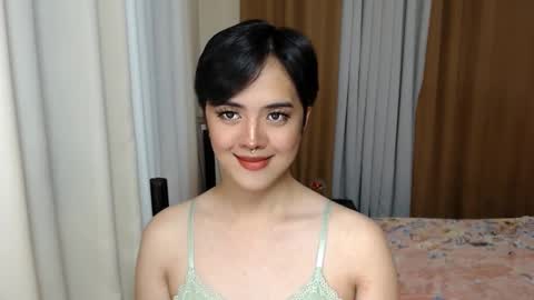 Snapshot of marikosue01 chatting on 03.04.25 marikosue online show from 03.04.25