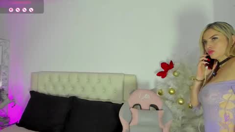 Snapshot of marilyn_allen chatting on 12.19.25 Marilyn online show from 12.19.25