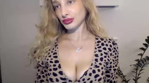 MarilynDevilish online show from 01.30.25