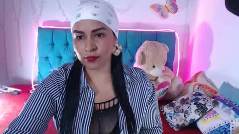MarilynRoxy online show from 01.12.26