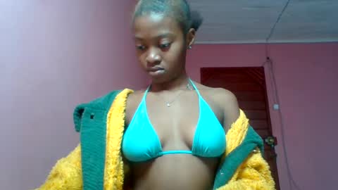 Snapshot of marinagold69 chatting on 07.06.26 marinagold69 online show from 07.06.26