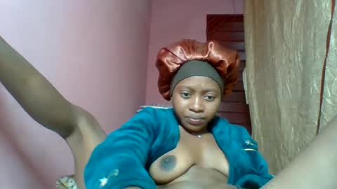 Snapshot of marinagold69 chatting on 07.08.26 marinagold69 online show from 07.08.26