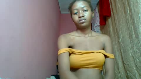 Snapshot of marinagold69 chatting on 07.15.26 marinagold69 online show from 07.15.26