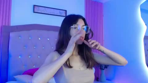 marinette online show from 03.18.26