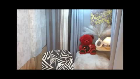 LEAH online show from 04.19.26