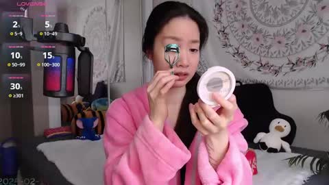 Snapshot of marissapeach chatting on 02.15.25 MarissaPeach online show from 02.15.25