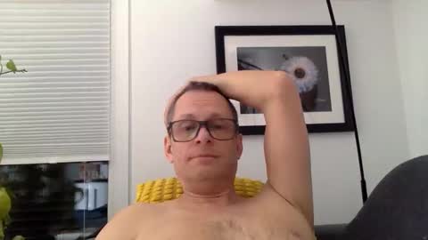 Snapshot of mark32571 chatting on 04.16.26 Little Mark online show from 04.16.26