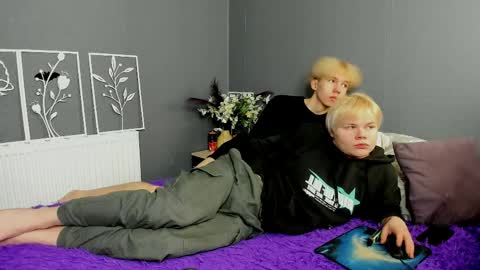 mark_brain online show from 04.10.26